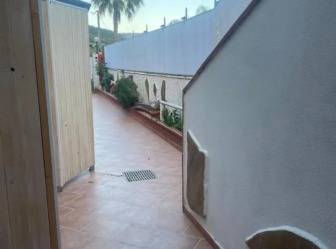 Oda ve Kahvaltı L'oasi Di Chia